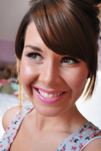 If I'm creating, designing, or crafting something and have makeup in my hand im a happy girl!