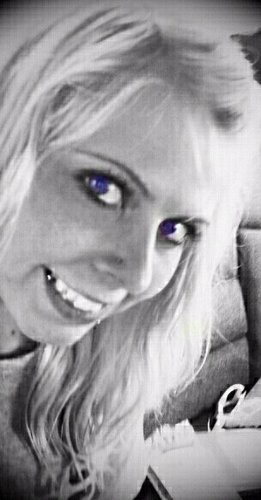 smashleymonroe's profile picture. dont follow your dreams chase them. #TeamSagittarius #FollowMe #TeamBlueEyes