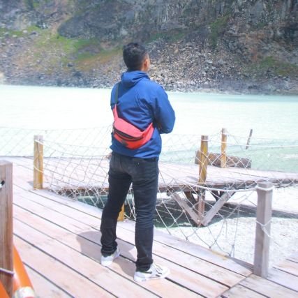 CallmeBejo's profile picture. 