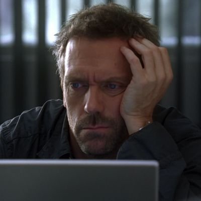 #house: я вообще ничего не чувствую. и это меня расстраивает | басист долбаëб | идти можешь? ну так иди нахуй