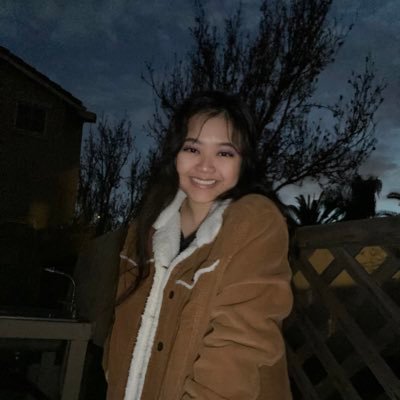 eriksa_'s profile picture. i’m just here for the tea