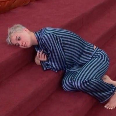 robin69k's profile picture. 