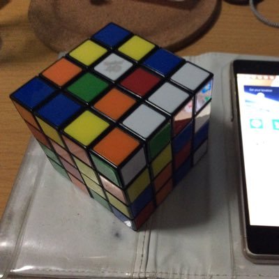 謎解きに少しずつハマりはじめたことから、このアカウントを作りました。不定期にしか浮上しないと思うので悪しからず。