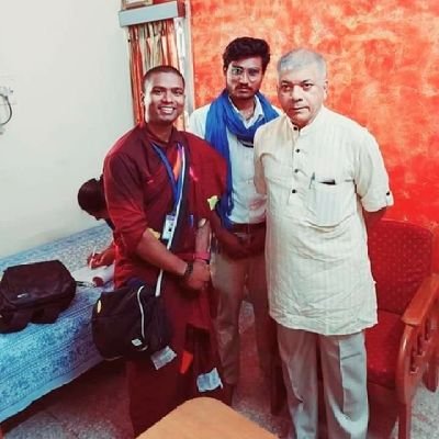kashyap_lee's profile picture. Servant_Of_Humanity_Foundation
 ( घेतो वसा मानव प्राणी सेवेचा...! )
ना जातीसाठी, 
ना धर्मासाठी., 
माणसाकडून माणसासाठी, 
माणसाकडून माणुसकीसाठी,