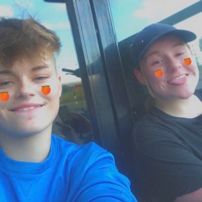 Rhyss_17's profile picture. 21-05-20💍❤️👫🌏👑