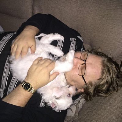 jrvinen11's profile picture. Selkäruoto epäkunnossa, siksi eläkeläinen. En voi sietää kun heikompaa potkitaan surutta.