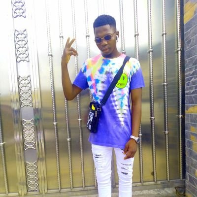am wizpro
a songwriter a singer
lol I like catching fun and hanging out with girls
money manner🤑🤑🤑
lagos is my street