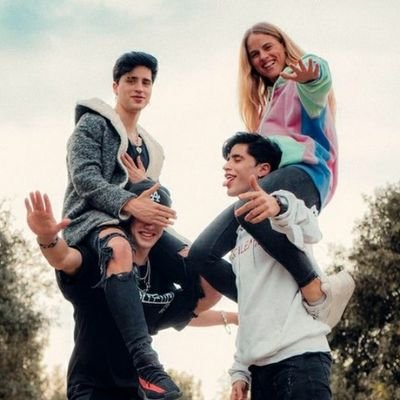 teamken_mamii's profile picture. MARTINATOR ❤
TEAM KEN BABI
solo recuerda que la vida es dura pero puede mejorar y nunca te rindas por lo  que quieres lograr porque si te lo propones lo puedes✨