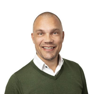 Danish/Swedish SharePoint/O365 architect residing in Sweden with my wife and three daughters.