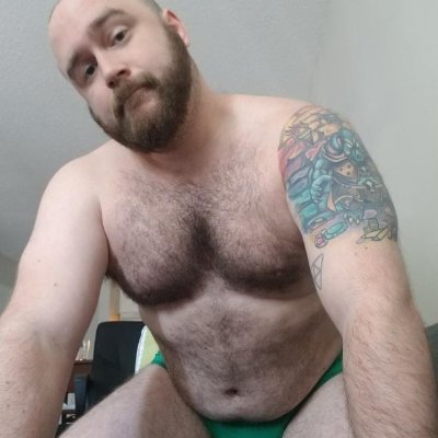 18+
Horny Canadian bear. Poppers Enthusiast. VersBottom. Smut of me, RT of others. 

fucking, sucking, fisting, cumloads and more.