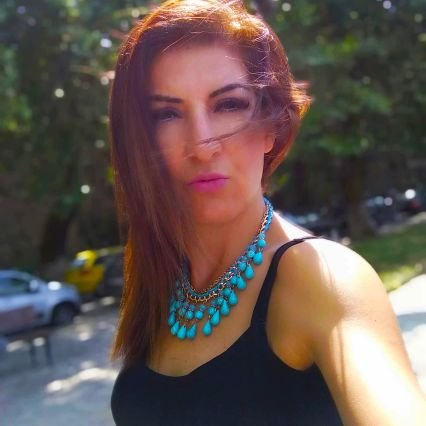 sofhpasxalidou's profile picture. αγαπώ @eleni_alphatv