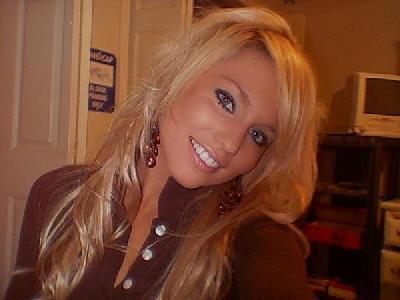 SophiasLauren's profile picture. It is not easy to meet each other in such a big world.