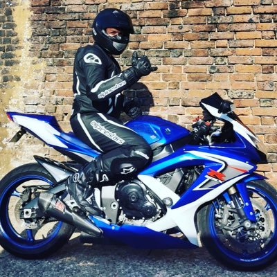 414butts's profile picture. 