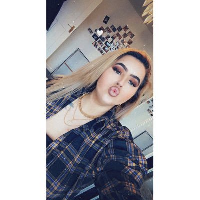 Sc- gemmalouise1411 Insta- gem_louise1311 Insta- gem_hairstyles1311