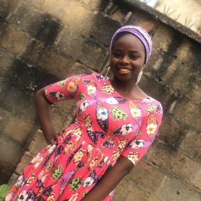 Baker|
Creative Lead at Creamscotch Treats|Beautiful | Brained Baby girl 😍😘|Onicaaki ni mi| Biochemist 🥰🥰