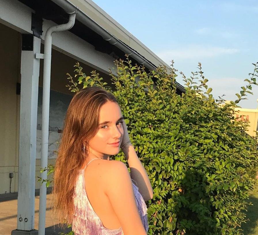 🏠 Ohio
📅 26 years old
🍑 I would love to meet new people to chat and have fun.. Looks like I´m single again 😜