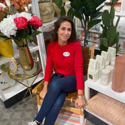 María E Harraca Profile