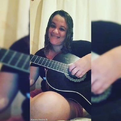 Canto e toco violão 🎸 se inscreva no meu canal 👉 ▶️ Pâmela Voz Violão

Instagram 👉@pamelavoz.violao