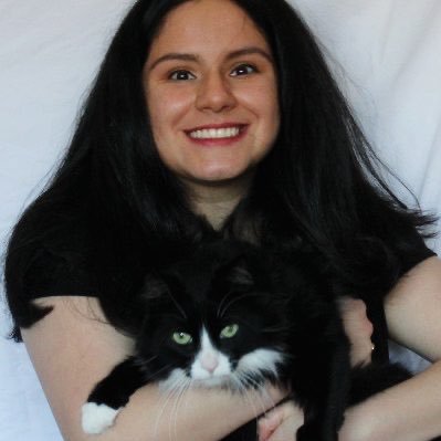 is she eating soup on a bench? alone? | she/her | Villanova '19