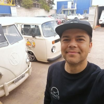 Brazilian. Supply chain professional, skateboarder, VW enthusiast and a cool dad living in the UK.