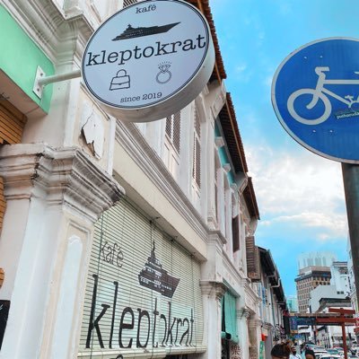 Cafe kleptokrat