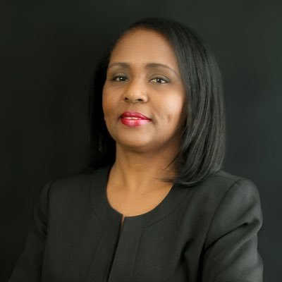 Periodista. Directora revista Vida en Sociedad, portal con enfoque en actividades sociales