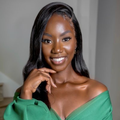 lauramyrealtor_'s profile picture. 