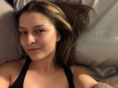 gyanadrace's profile picture. Nickelback fan account 🌼 She/her