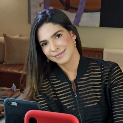 LuisiValadao's profile picture. Fundadora das agências Lupa Comunicação e Lupa+. Formada em Jornalismo com especialização em Ciência Política iniciou a carreira em Assessoria de Comunicação.