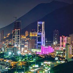 Monterrey de noche