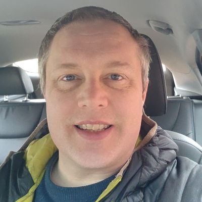 technical architect ,Afcb fan. Friendy, querky, intelligent, humorous, helpful, impartial, geeky, gadget fiend, cyclist and motorist, caring, dog lover and dad.