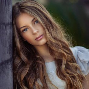 ジュリア Julia Gabrielさんのプロフィール画像