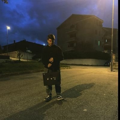instagran:@ema_mersi
cookgrop: @CopgangEu
snekerhead
US10