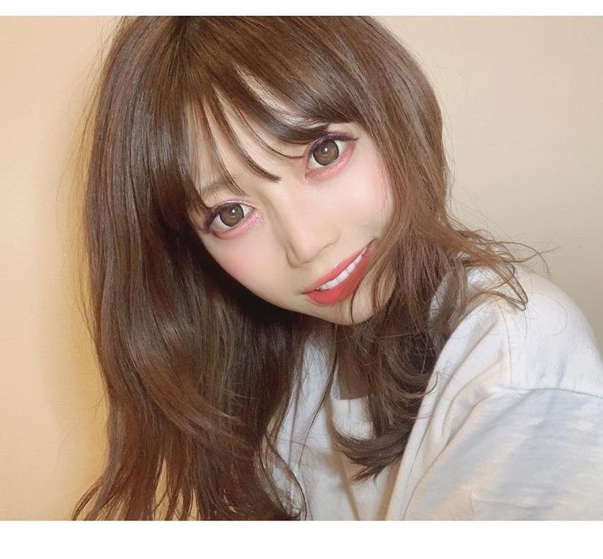 めっちゃさみしいよ～ あーあ、誰かそばにいたら、・・・ ねえ、フォーしてくれないの？ いい写真見せるからさ(^_-)-☆