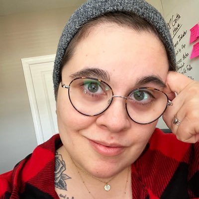 KaelaBurns's profile picture. Dog mom, home chef 👩🏽‍🍳 , pretty gay 🌈🖤, very Slytherin 🐍. UX Designer/Architect @deluxecorp