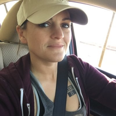 🌈 she/her, combat vet, democrat, gay as hell, and fuck all conservative people and people who voted for trump.
