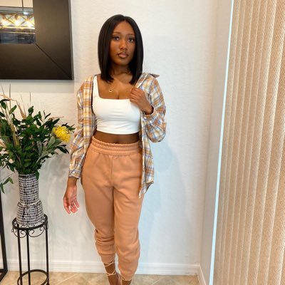 Howard’24 🦋