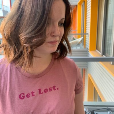 julia_emer's profile picture. There's good, great, then us