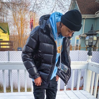 400,000+ Subs on YouTube || (link: https://t.co/IsLrG1lbdt) https://t.co/h6V3uqf2hz Instagram: Thats.Wet (WetGang)
Backup Acc