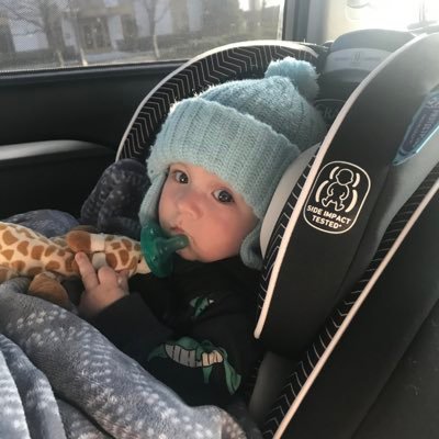 lambsuey's profile picture. 