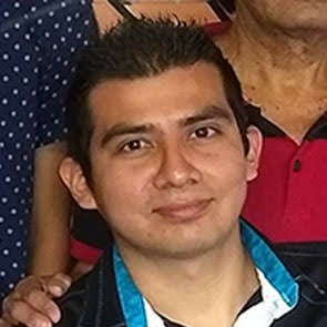 Thomm_Perez's profile picture. Navegando en las SERPs de Google