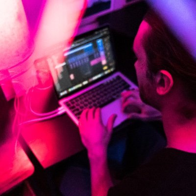 Hip Hop Beat Maker (LofiHipHop, BoomBap, Trap Hip Hop)
DM for more info and work or email at strainzbeats@gmail.com
https://t.co/HBwmgVhwPx
