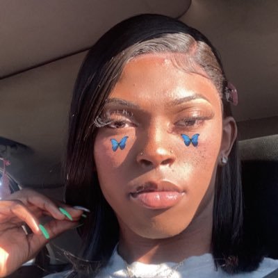 Taken 💍soul snatcher 🤤dat bitch💅🏾taste the rainbow🌈if you want my attention cashapp me @$troytheestallion https://t.co/SrUQpmFQ5j