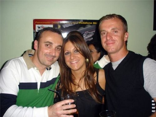 rosualca's profile picture. Marbellero de nacimiento, periodista de vocación, presidente de un club de futbol por obligación y papelero de profesión...