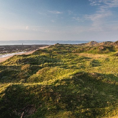 Prosiect cadwraeth i adfywio twyni tywod ar 10 safle ledled Cymru | Conservation project to revitalise sand dunes at 10 sites across Wales. @LIFEprogramme