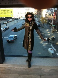 anneharkness's profile picture. artist printmaker, aspiring ashtangi, and mom to 3 great bambinos