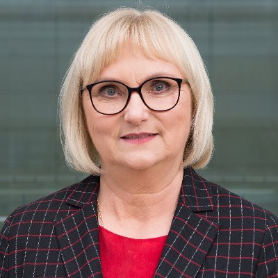 2021-2025 Parl. Staatssekretärin @BMUV, 2017-2025 MdB @gruenebundestag, Diplom-Biologin (Dr. rer. nat.), Team-Tweets: T