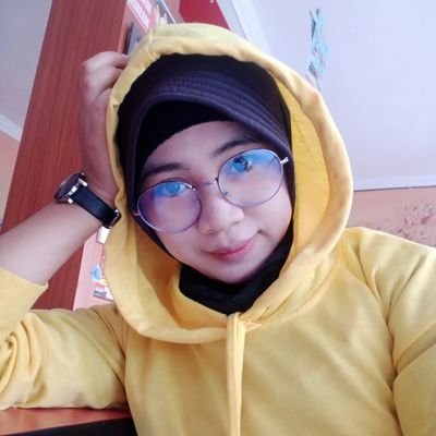 IvaNuvelia's profile picture. diam