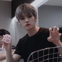 kpop keeps me alive (@sofia23251105) 's Twitter Profile