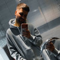 Carlitos Muñiz (@suarezcarlos95) 's Twitter Profile